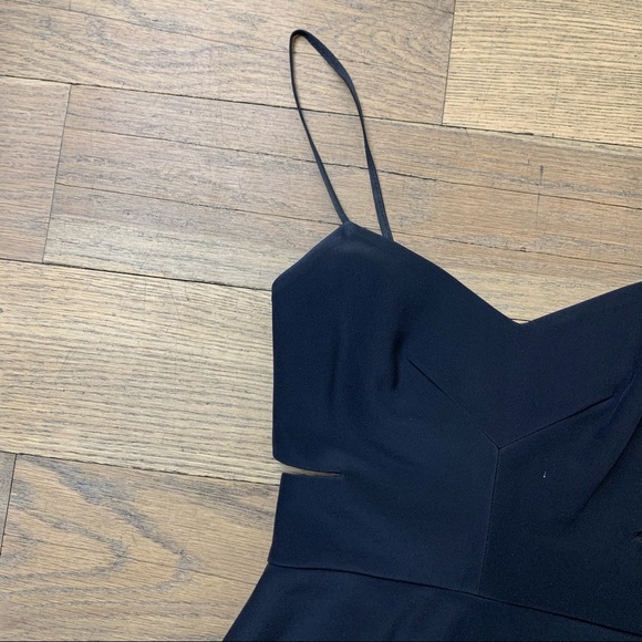 Nicholas Cut Out Top - Picture 2 of 7